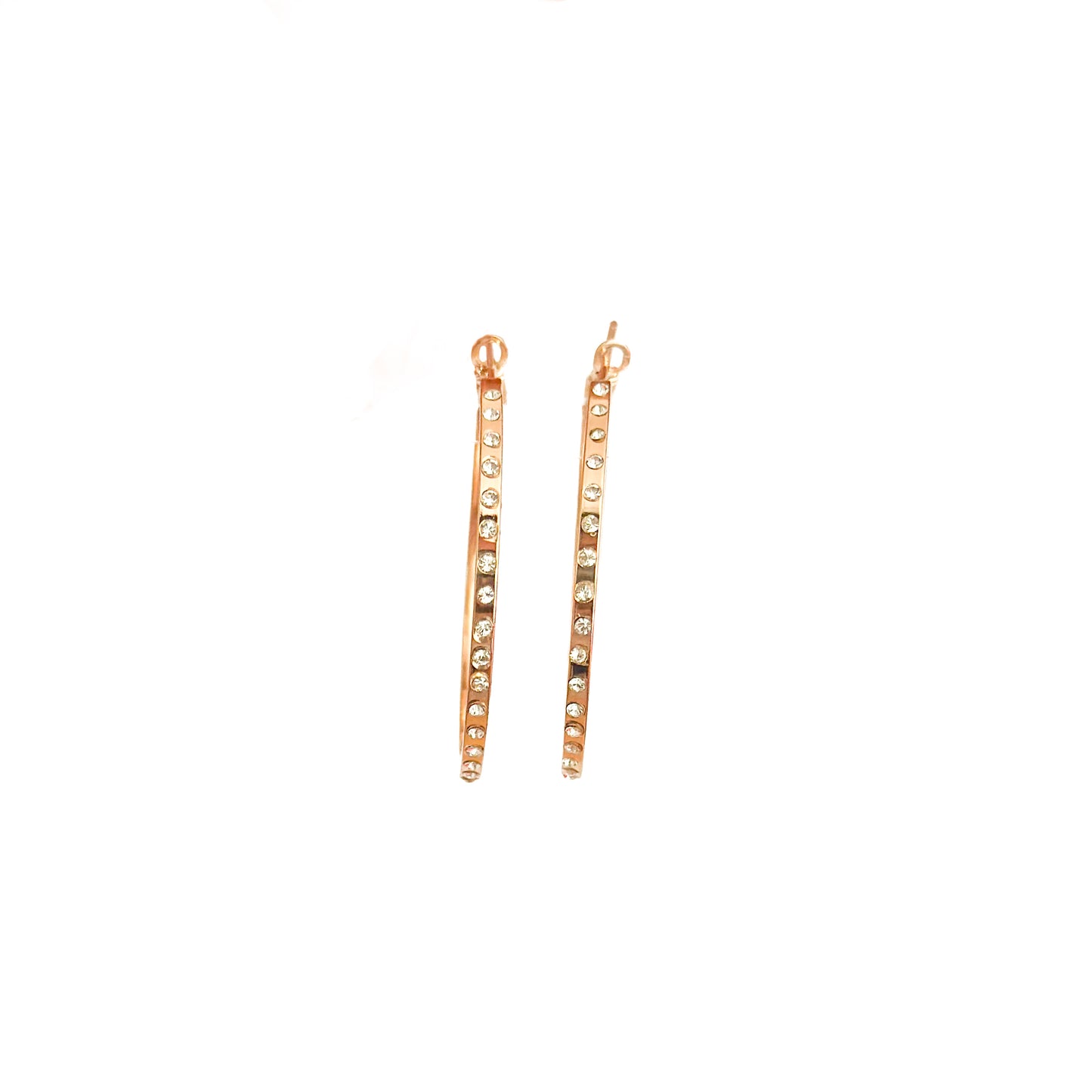 ARRACADA ORO LAMINADO 18K CUADRADA CON PIEDRAS