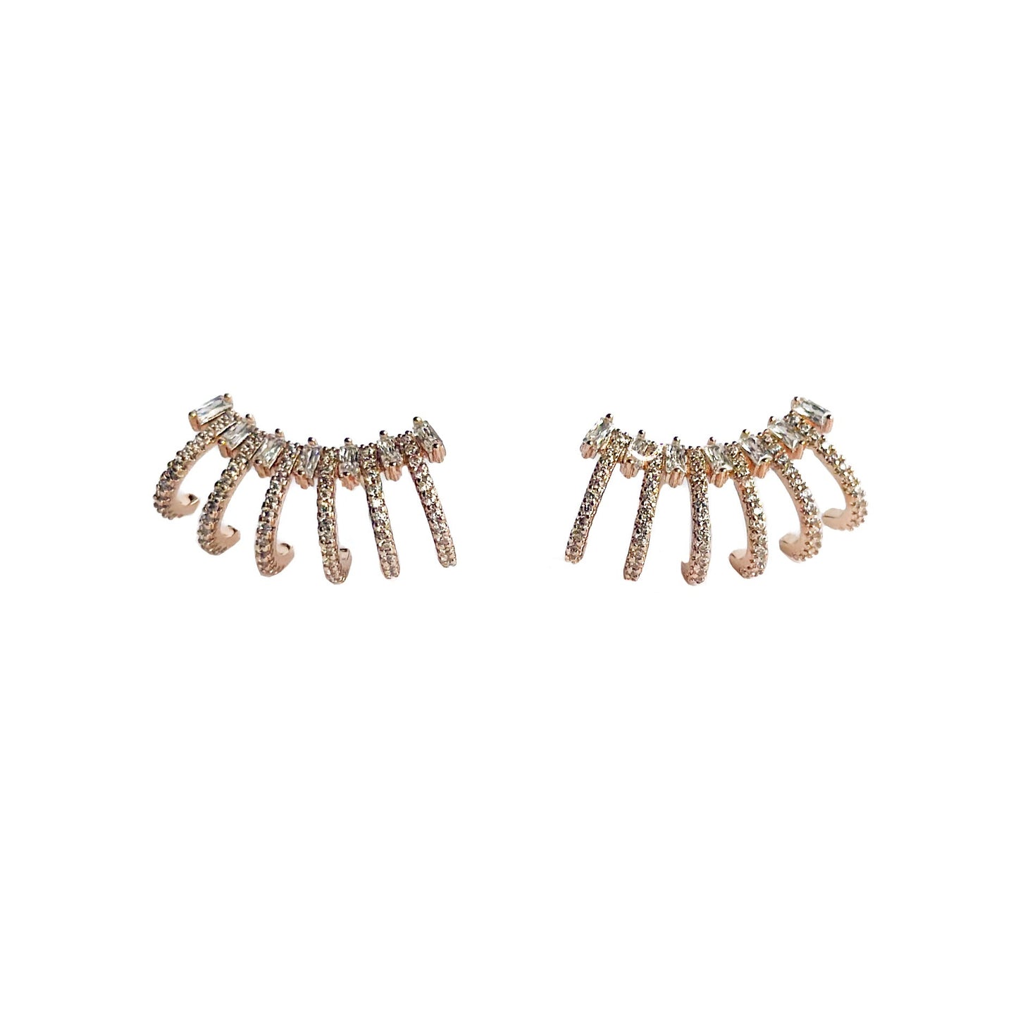ARETE ORO LAMINADO 18K TIPO GARRA