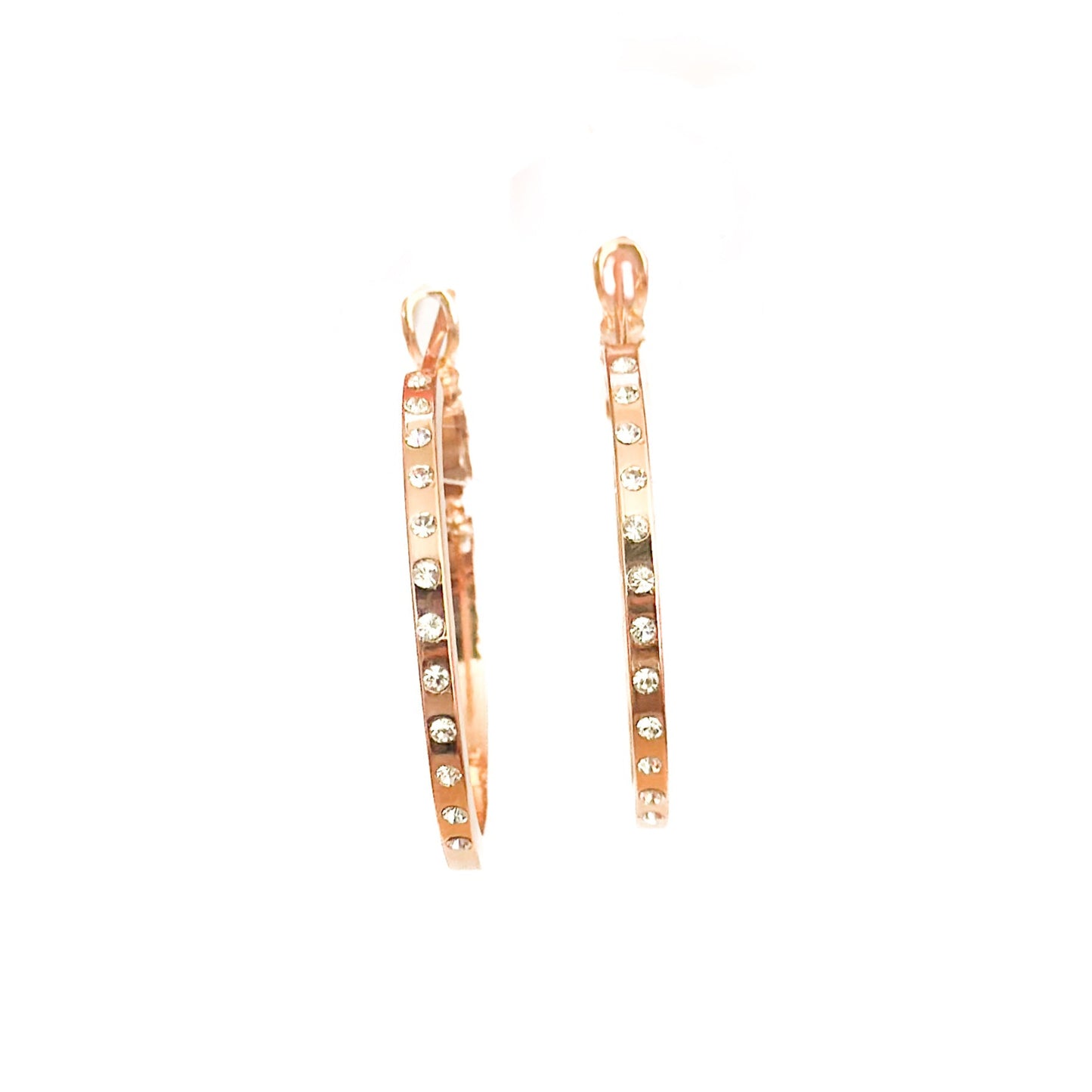 ARRACADA ORO LAMINADO 18K CUADRADA CON PIEDRAS MEDIANA