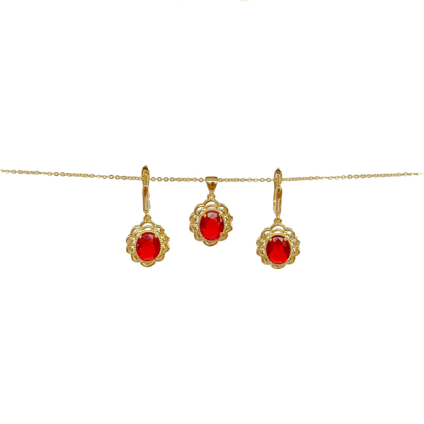 JUEGO ORO LAMINADO PIEDRA ROJA OVALOS