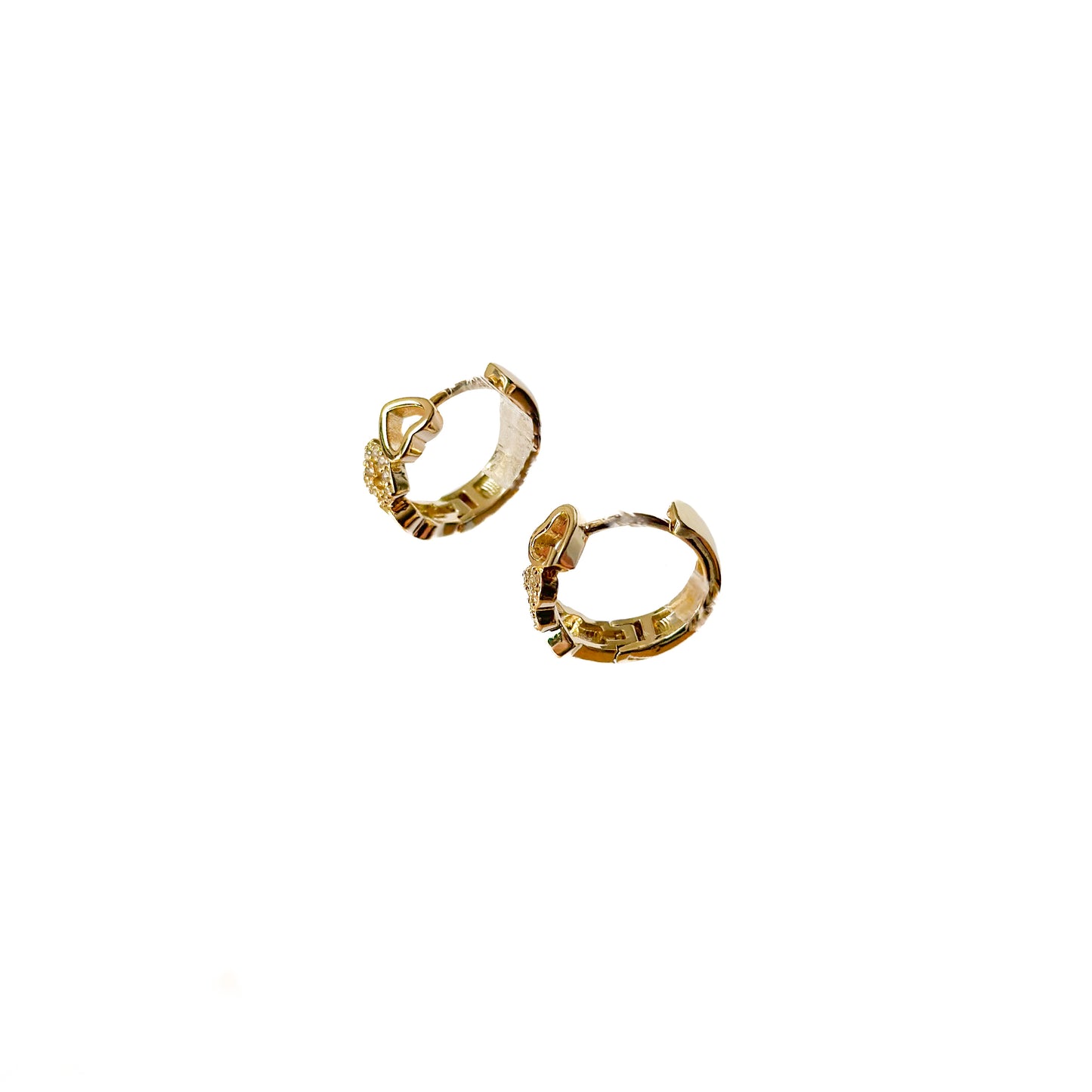 HUGGIES ORO LAMINADO 3 CORAZONES