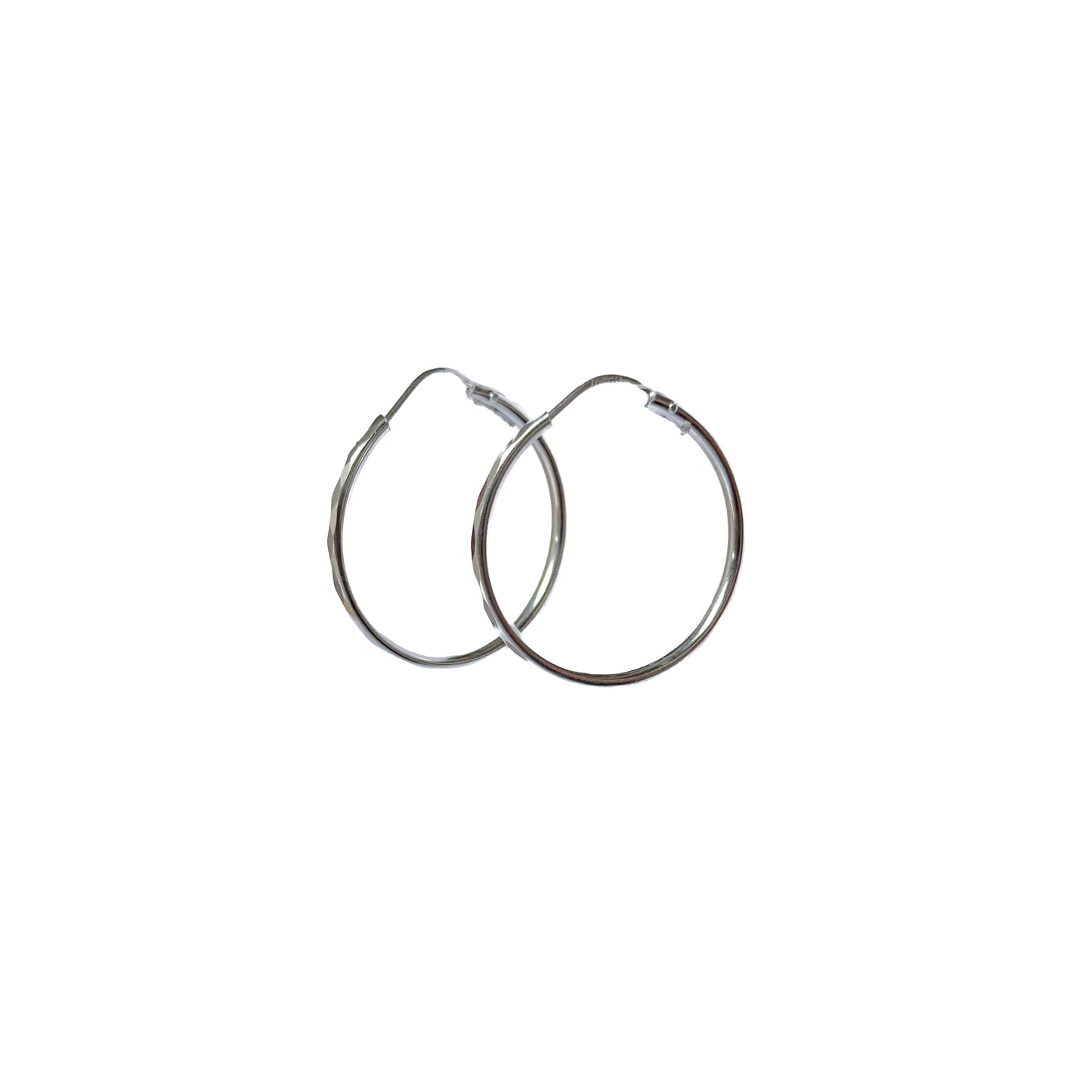 ARRACADA PLATA .925 CON FACETADA 28MM