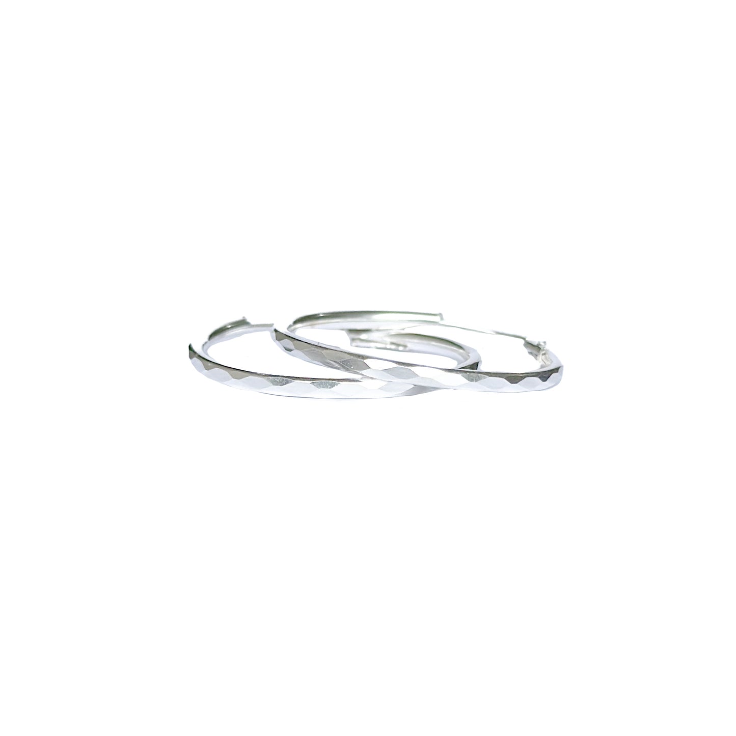 ARRACADA PLATA .925 CON FACETADA 28MM