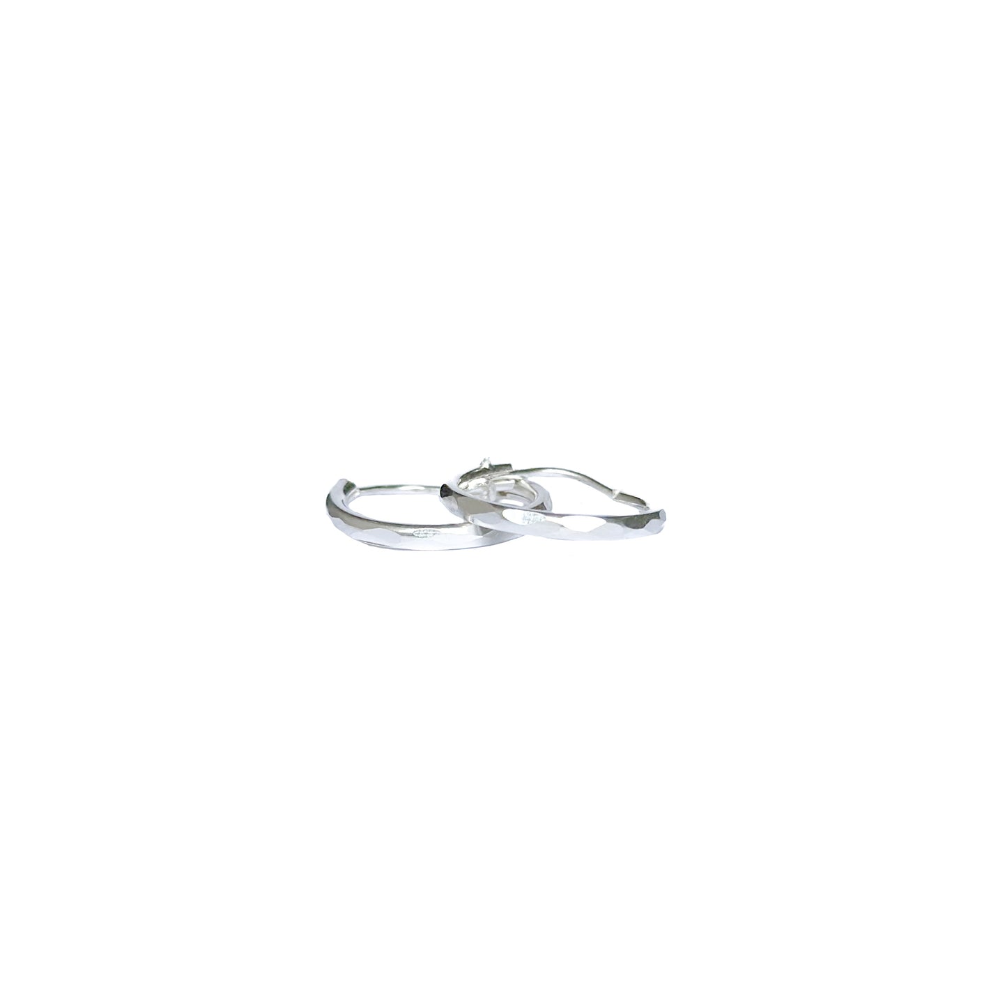 ARRACADA PLATA .925 CON FACETADA 18MM